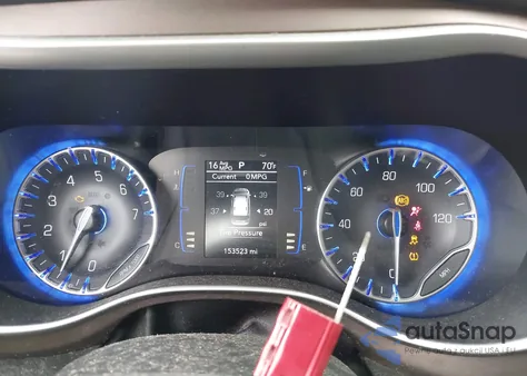 2018 Chrysler Pacifica L z USA, uszkodzony, nr VIN 2C4RC1AG1JR258020